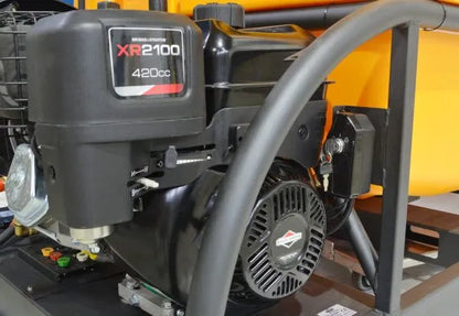 Premium benzínový vysokotlakový čistič GP1000, s motorem Briggs&Stratton, 6.5 HP, 3200 PSI/ 220 bar, s nádrží na vodu 1000L