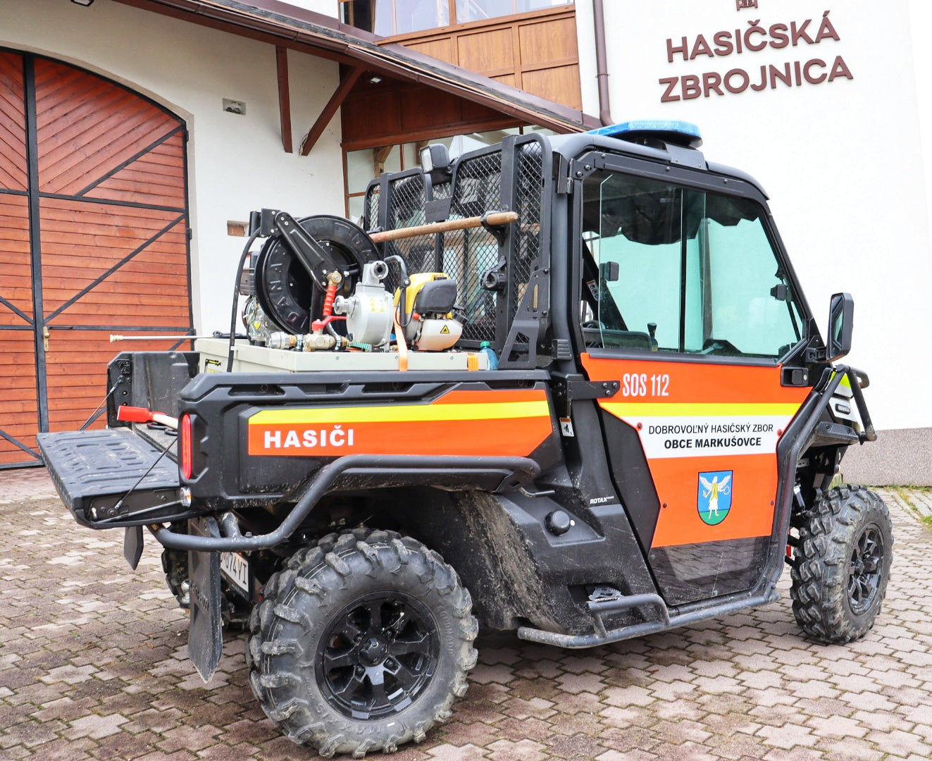 Motorová platforma s navijákem GE1065HD1 - specifikace ATV. 3200psi / 220bar